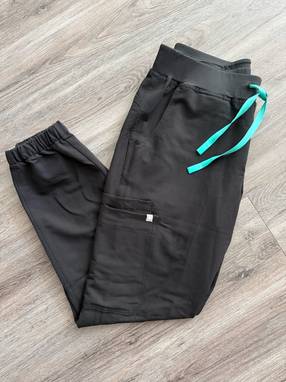 Figs jogger scrub pants